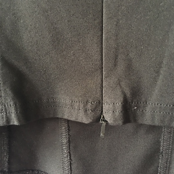 DIVIDED BY H&M TOP WITH ZIPPER IN BACK SIZ… - Picture 6 of 8